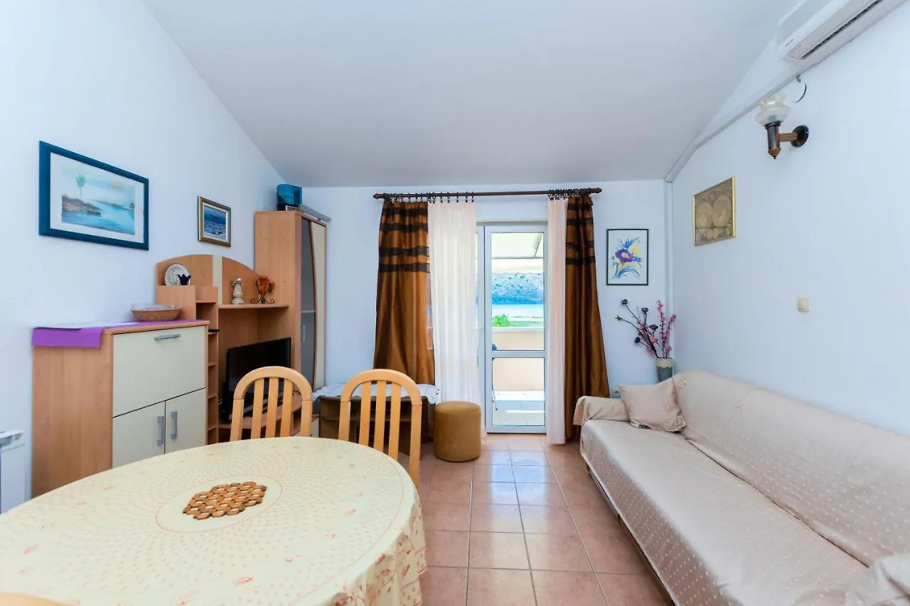 Apartments Marija I Lopar