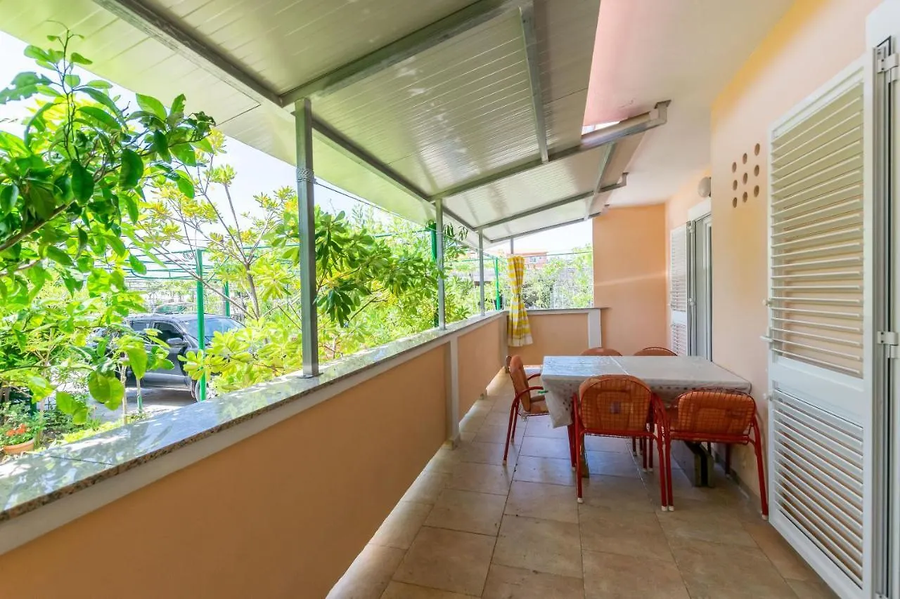 Apartments Marija I Lopar