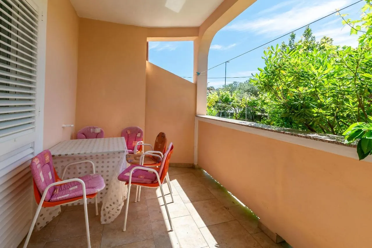 Apartments Marija I Lopar