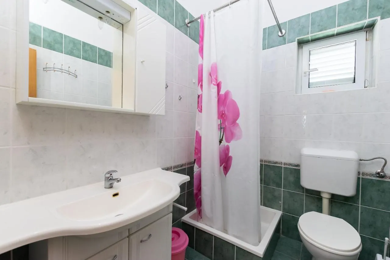 Apartments Marija I Lopar