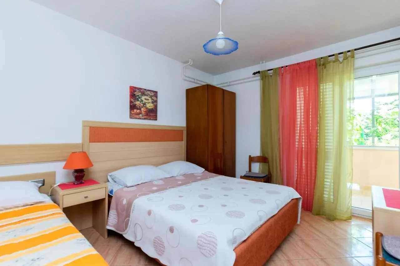 Apartments Marija I Lopar