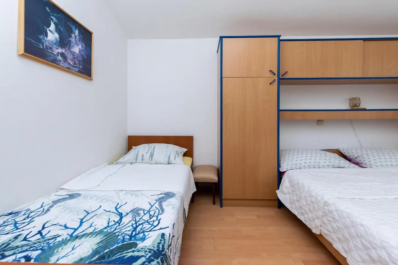 Apartments Marija I Lopar
